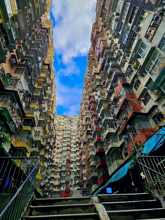 The Quarry Bay Colossus: Hong Kong's Dense Urban Icon