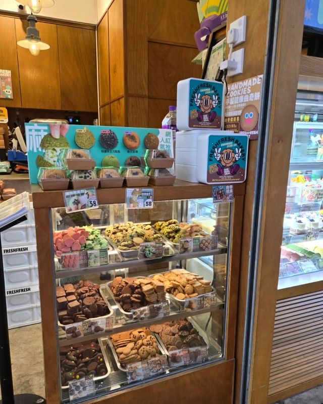 人氣麵包舖「Fresh Fresh Bakery簡品堂」