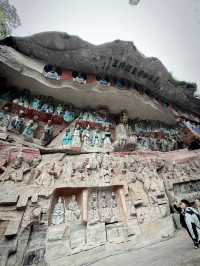 ผาหินแกะสลักต้าจู๋ (Dazu Rock Carvings)