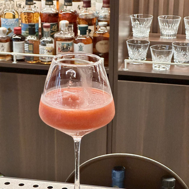분위기 좋게 칵테일과 와인 마시기 좋은 텐진 bar