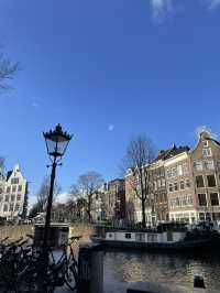 🇳🇱 阿姆斯特丹一日攻略：在水邊城市遇見自由與畫作的靈魂