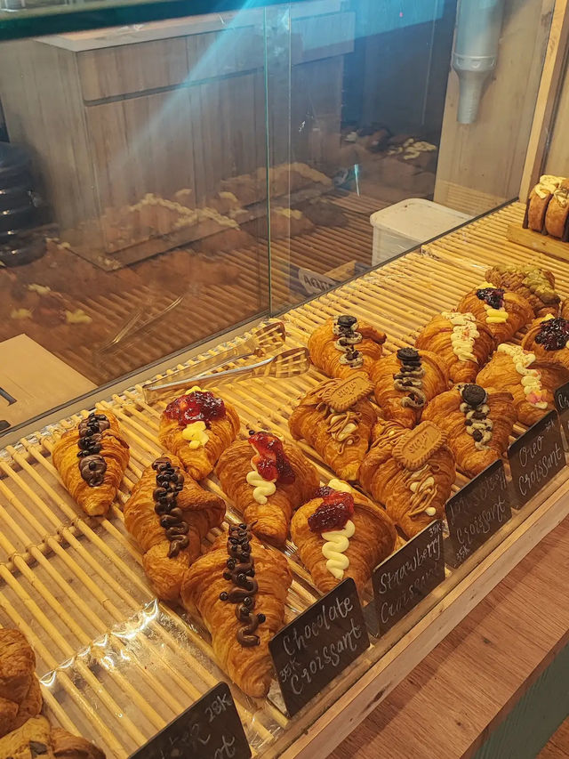 Biscotti Bliss: Where Pastry Meets Personality