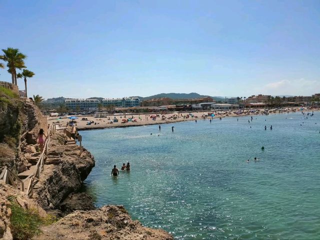 Sun, Sand, and Full-On Holiday Vibes