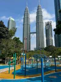 🗼🇲🇾 Petronas Twin Towers – Kuala Lumpur’s Iconic Landmark