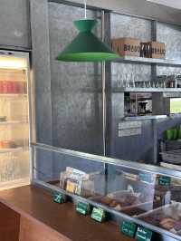 산책하다가 우연히 발견한 Braud Cafe 🌿