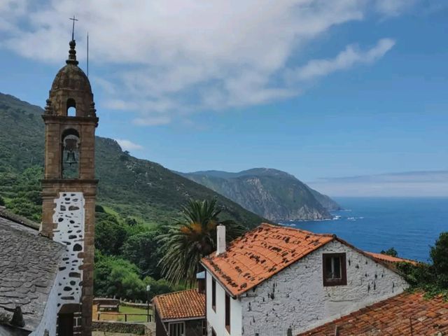 Hike with Legends and Ocean Views to San Andrés de Teixido