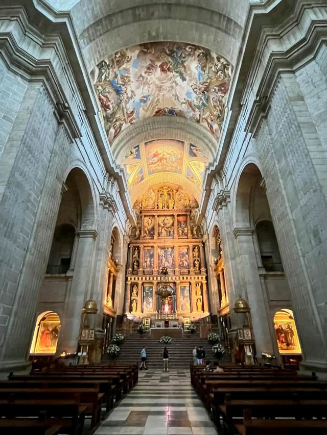 Royal Chill and Mountain Breezes in San Lorenzo de El Escorial