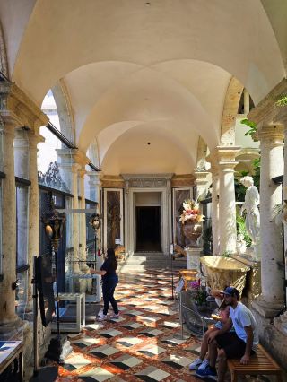 Step into Gilded-Age Glamour at Vizcaya Museum & Gardens