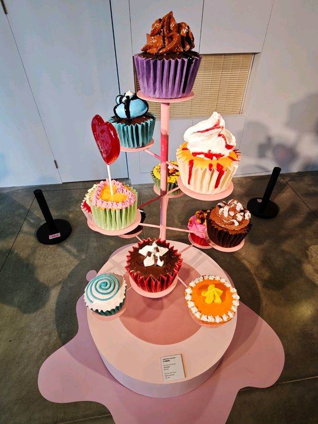 Wow...這個誰受的了啊...#《How Sweet 甜的滋味彼得安東特展》-屏東縣車城鄉