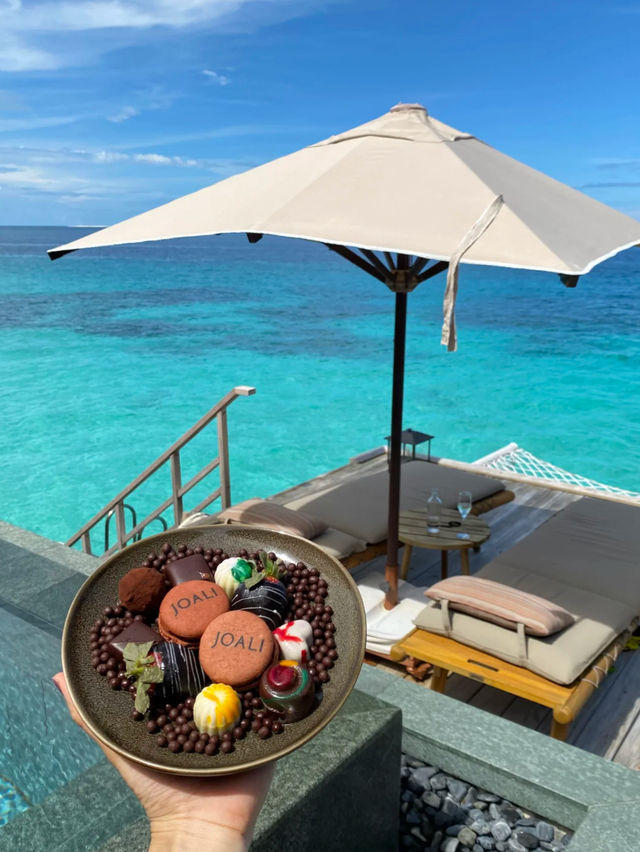 🌊 Weekend in Maldives — Joali Hotel
