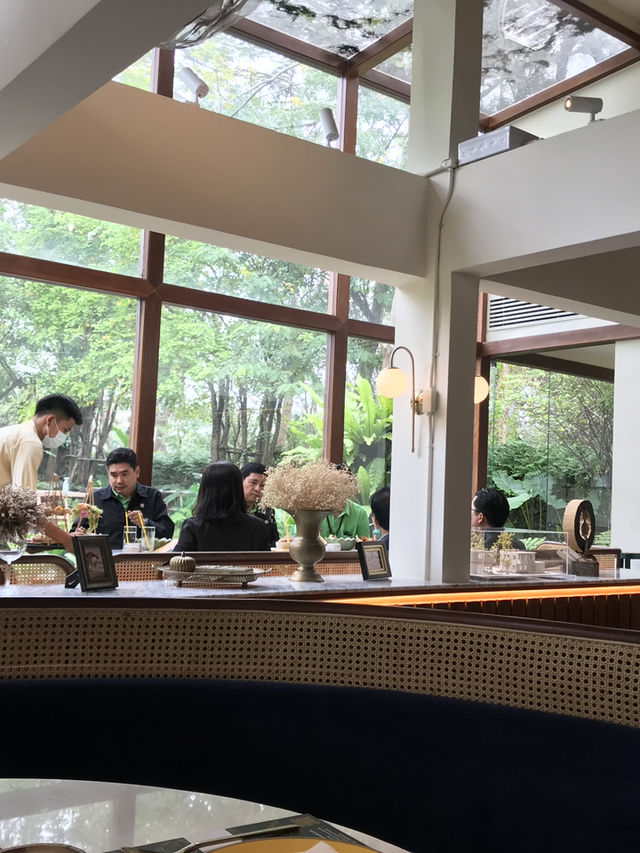 ร้านขมิ้น อาหารปักษ์ใต้ บรรยากาศร่มรื่นมาก