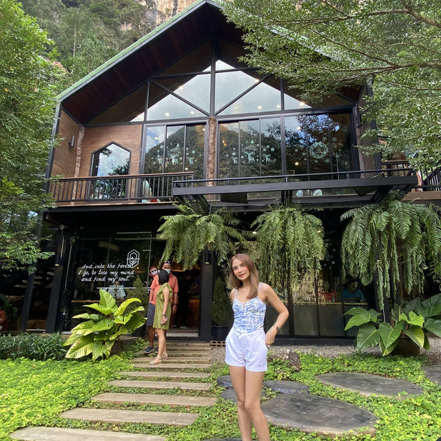 คาเฟ่ลับกลางหุบเขาใจกลางกระบี่ 🏔️🌳🍃