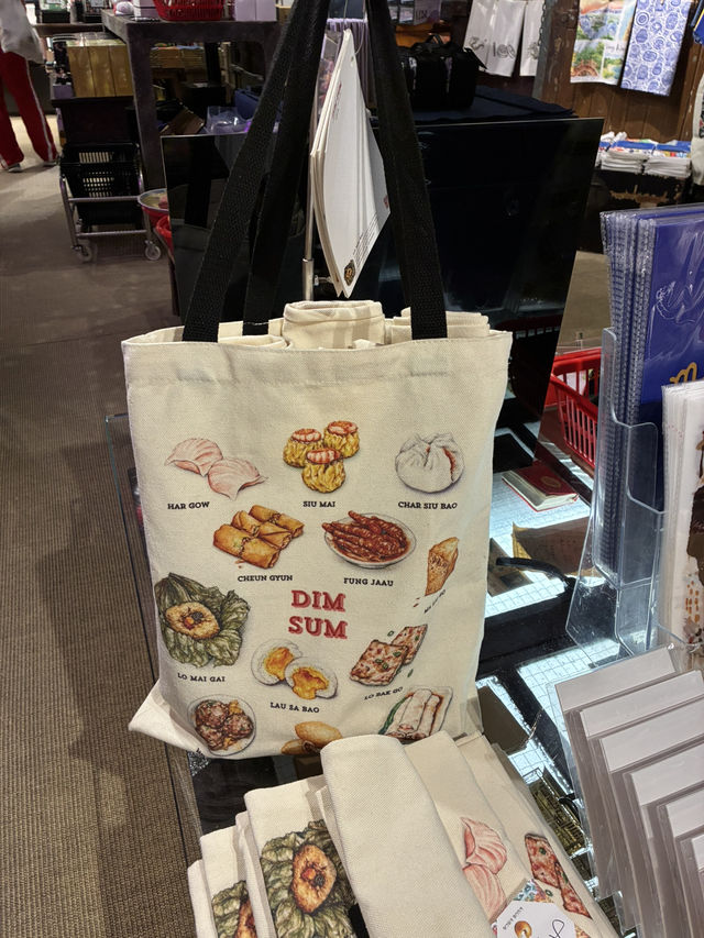 香港　お土産買うのにおすすめのお店