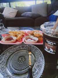Cafe & Restaurant 