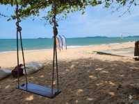 ร้านกาแฟ บรรยากาศริมทะเล ร้านสวย เครื่องดื่มอร่อย 