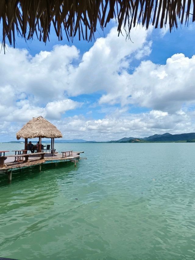 the ruby sea cafe🏝️🌊✈️ the ruby sea cafe🏝️🌊✈️