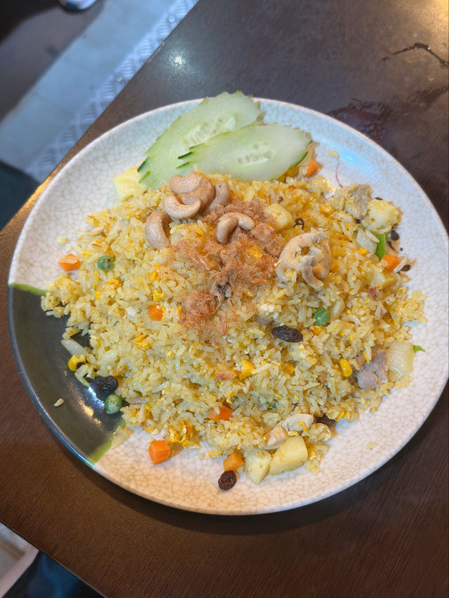 平價必食菠蘿雞炒飯  