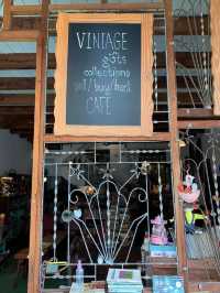 Vintage Green Cafe @ The Daughter  Retro Vibes, Wholesome Bites