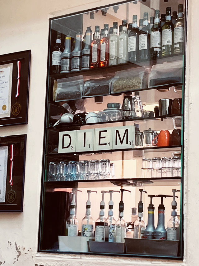 ☕️ Café Diem Alor Setar: Where Kedah's Rustic Charm Meets Modern Coffee Culture! 🌾
