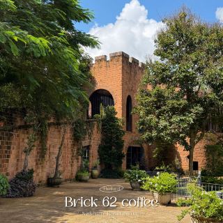 一家氛圍輕鬆的歐式咖啡館，有很多絕佳的拍照地點 #呵叻