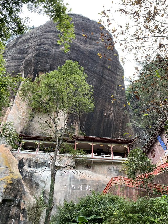 世界級的地質公園-丹霞山,想不到這麼容易就能到達 世界級的地質公園-丹霞山,想不到這麼容易就能到達