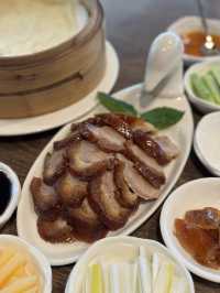 $398有黑醋骨、半隻北京填鴨、白菜同包茶位錢。