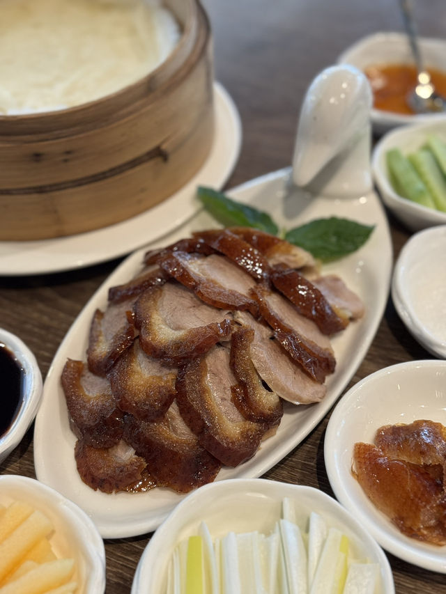 $398有黑醋骨、半隻北京填鴨、白菜同包茶位錢。 $398有黑醋骨、半隻北京填鴨、白菜同包茶位錢。