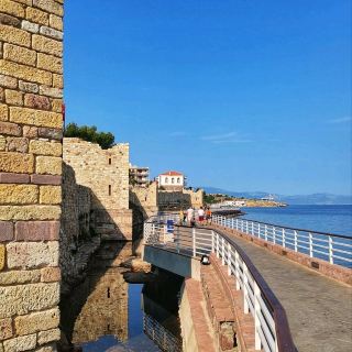 Eski Foca - Türkiyeที่เงียบสงบพร้อมรากกรีก