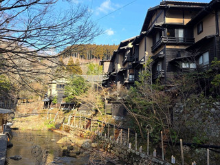 🇯🇵 Kumamoto Trip: Photographing the majestic Mount Aso, stopping by a dairy farm, and even Kurokawa Onsen! 🌋♨️