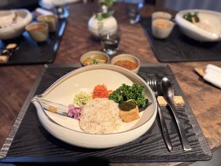 차방 하나이야 야우에몬__마음을 녹이는 스파이스 카레.