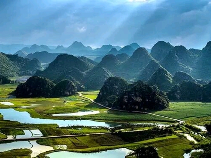🏞️ Puzhehei, Yunnan | A Landscape That Looks Like a Painting