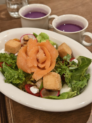 鰂魚涌高質隱世木系Cafe