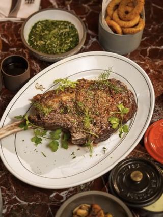Chicago Rare Steak House in Doha: A Must-Visit for Steak Lovers 🥩✨