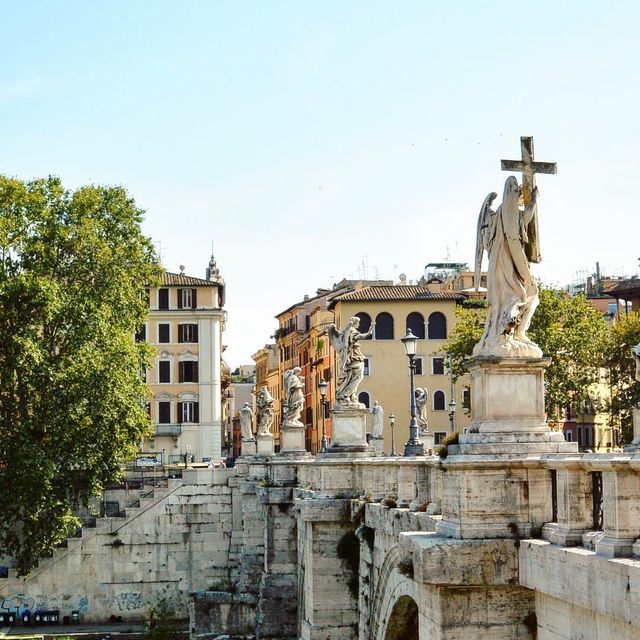 Sant'Angelo Bridge, Bridge of Angels 👼