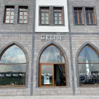 🇹🇷디야르바크르의 가로수길에 새로 문을 연 “Élise restaurant & bar”