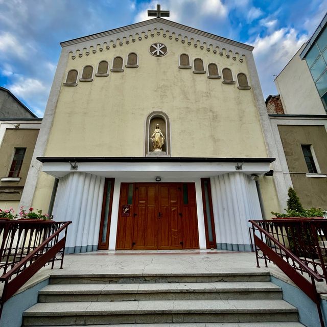 Timeless Beauty: Bărăția Church Encounter