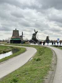 【荷蘭必去景點】桑斯安風車村，芝士和木鞋廠，適合半天遊！