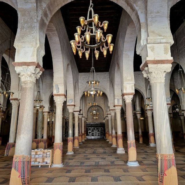 Stunning Kairouan Mosque: A Visitor’s Guide 🕌✨