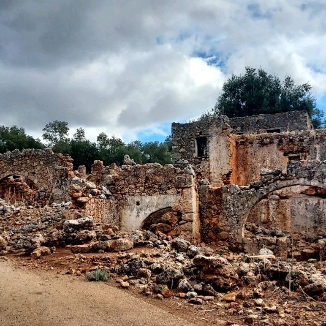 hiking in Crete