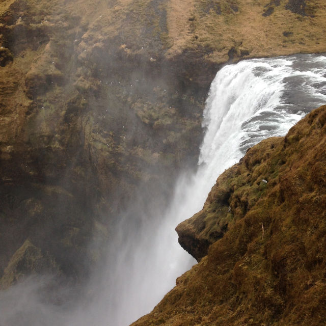 Stunning Skogafoss