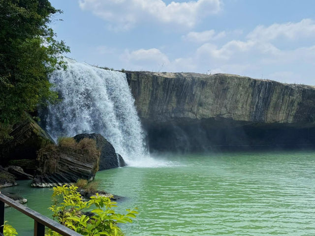 Dray Nur Waterfall