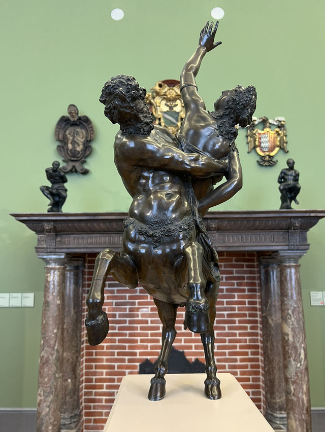 Where Art Meets Timeless Beauty 🏛️🇩🇪