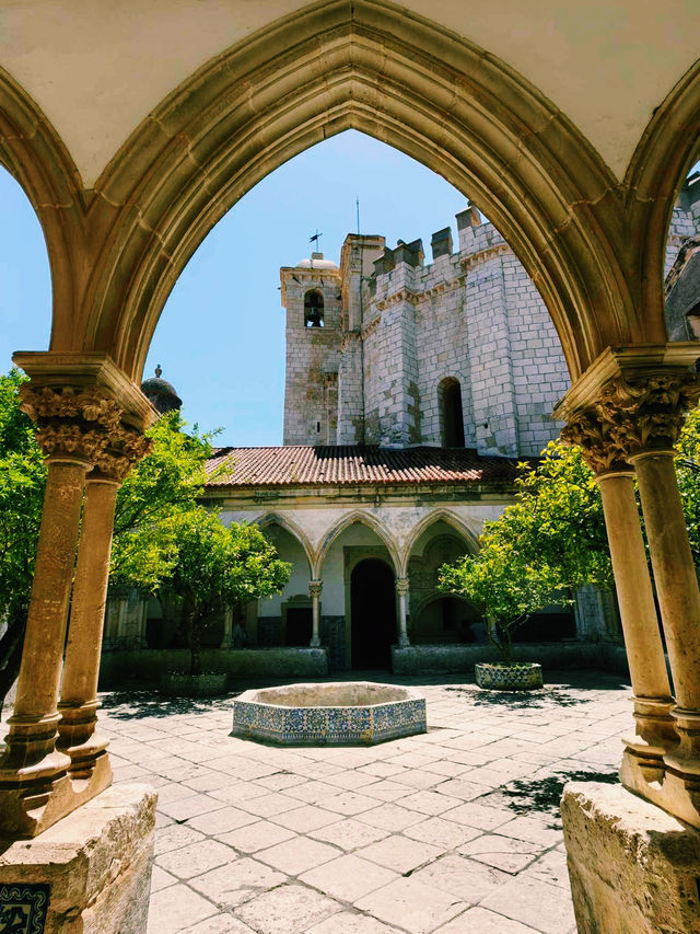 🏰🎒 Backpacker Essentials: Discovering Tomar on a Budget