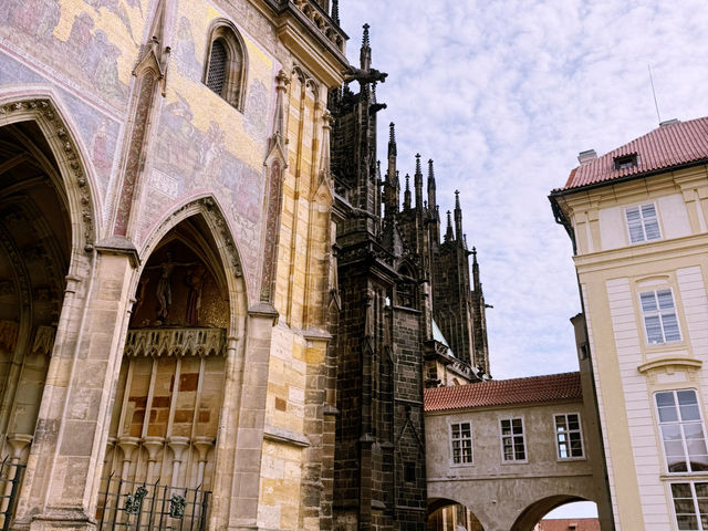 💸🏰 Explore More, Spend Less: The Prague City Pass 🇨🇿🚶‍♂️