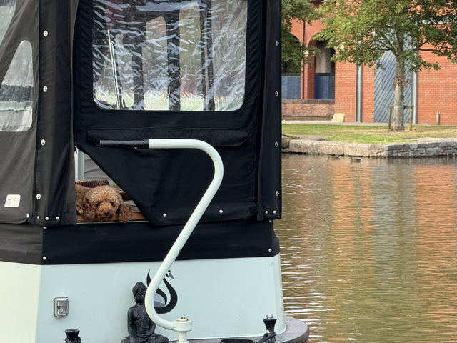 The canal network - a new way of seeing and exploring Chester! 