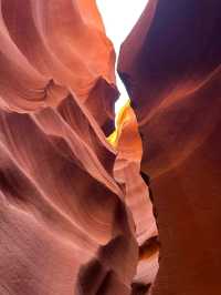 ✨ Antelope Canyon’s Sculpted Light & Shadows 🌄