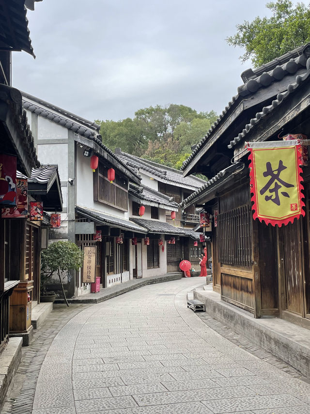 Review: Zhongshan Film and Television City (中山影视城)