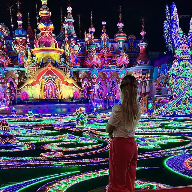 When and how to visit Phuket FantaSea