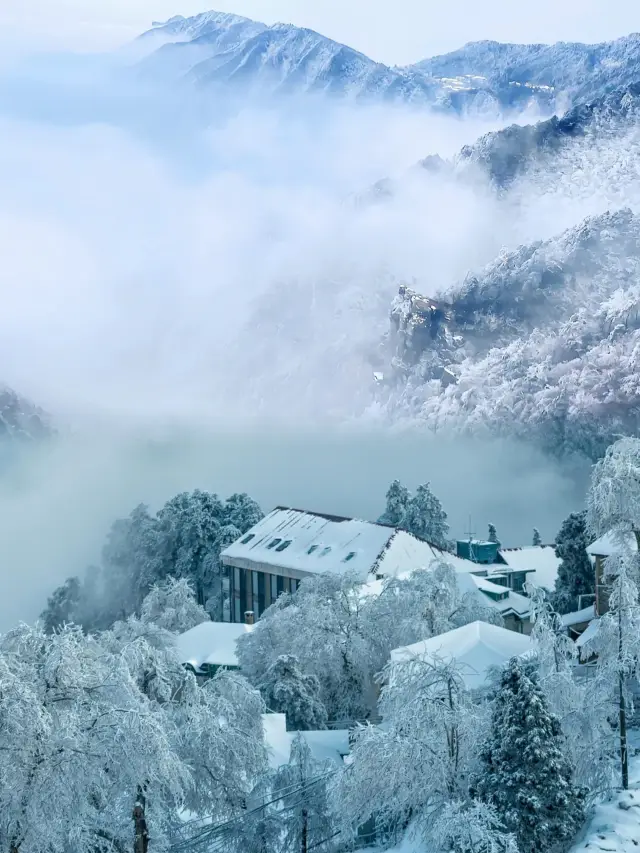 It's really not Jilin, it's Lushan in Jiangxi!