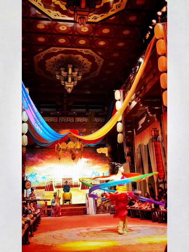 勸你來《唐宮夜宴》當一次大冤種